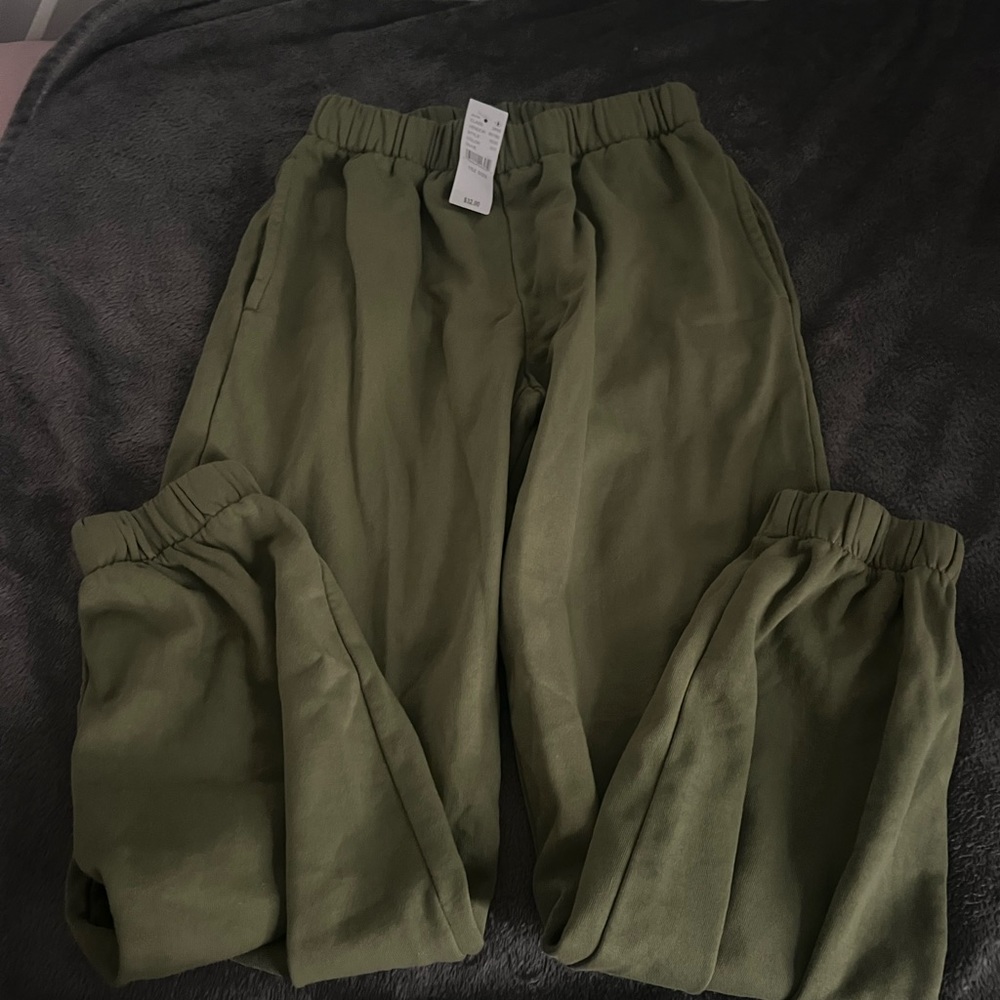 Matcha Rosa sweatpants